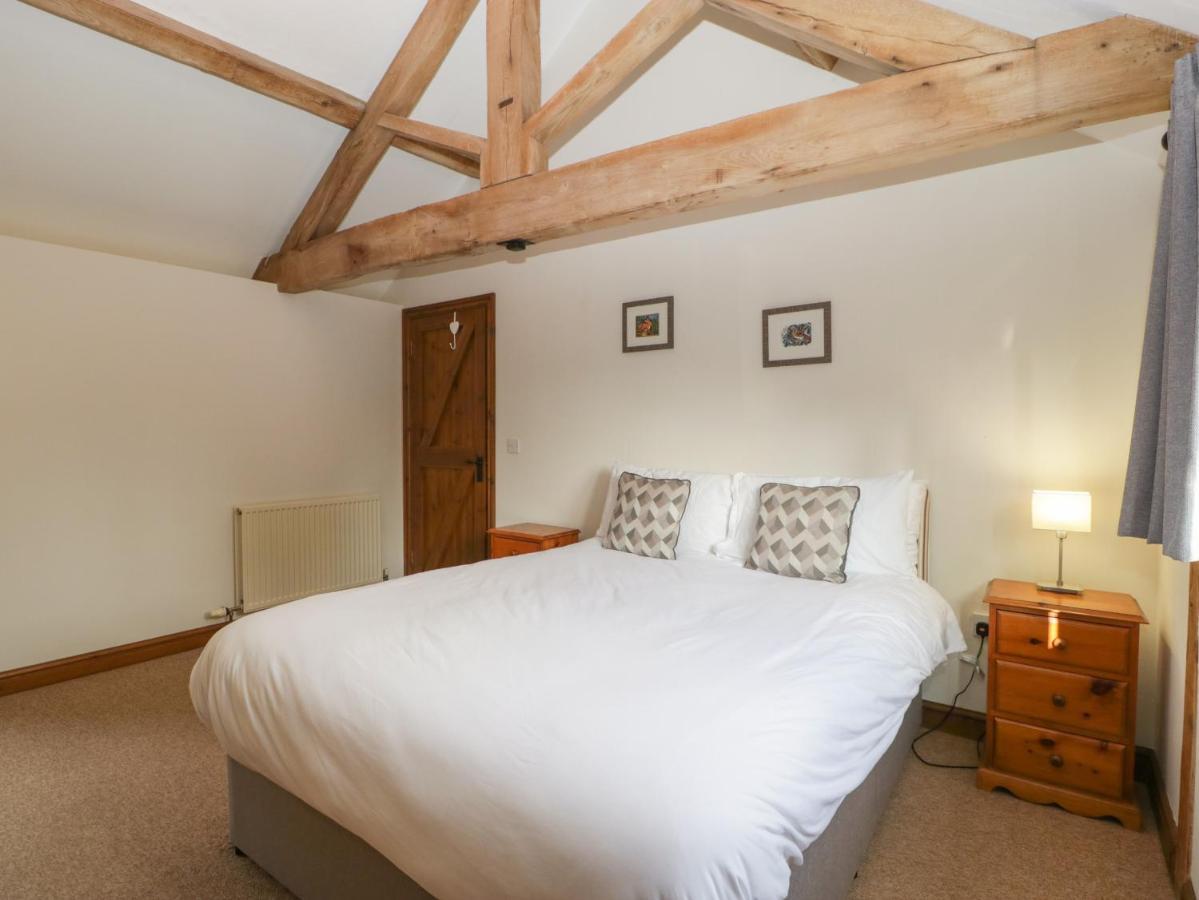 Peartree Cottage ウスター エクステリア 写真