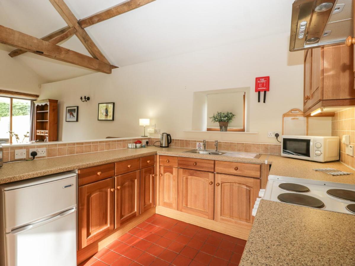 Peartree Cottage ウスター エクステリア 写真