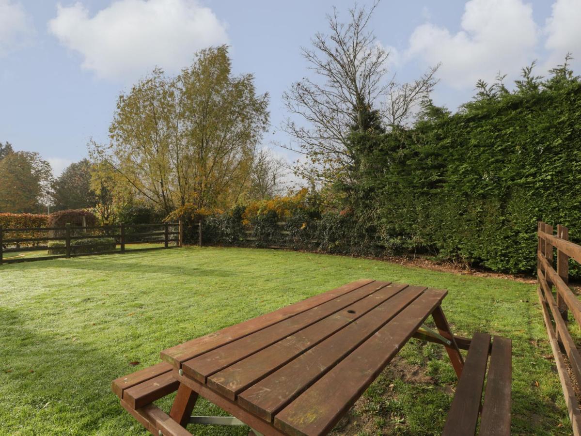 Peartree Cottage ウスター エクステリア 写真