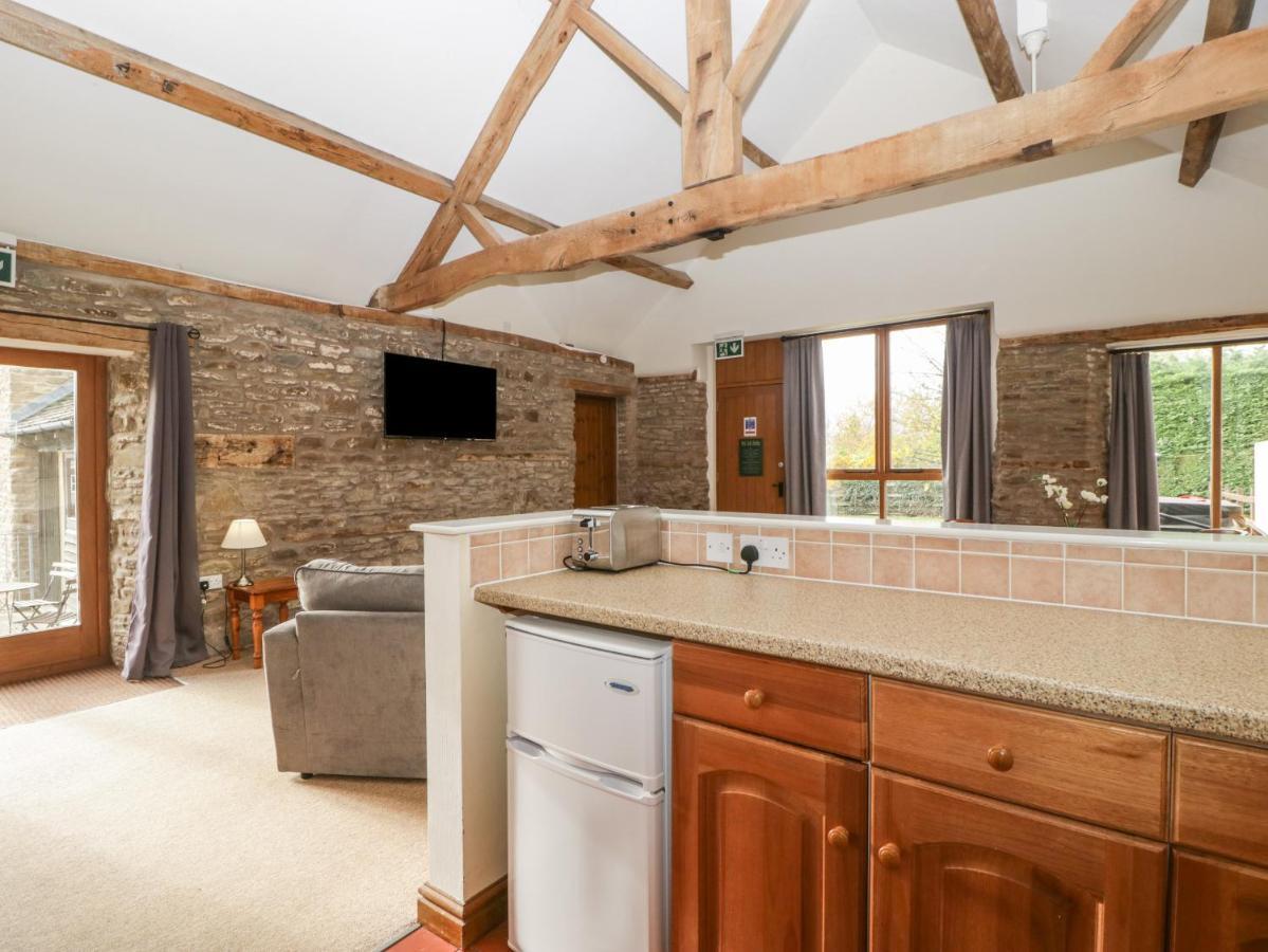 Peartree Cottage ウスター エクステリア 写真
